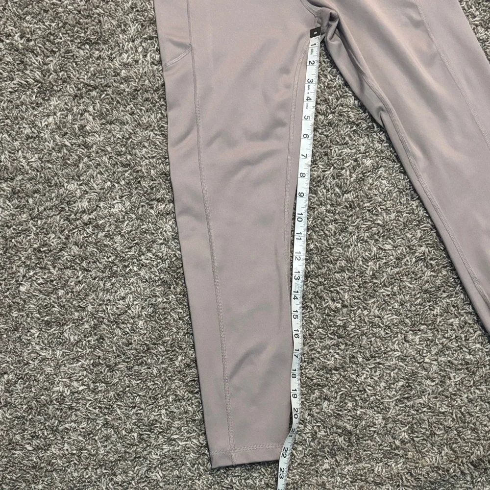 VSX Soft Pink Leggings - Picture 6 of 11